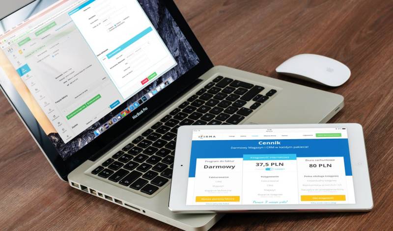 Boost Your Website Traffic: Discover the Power of Traffic Generators and SparkTraffic